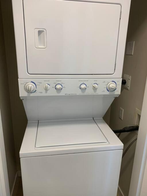溫哥華Downtown 3Br/2Ba+Views+Skytrain+Free Parking公寓 外观 照片