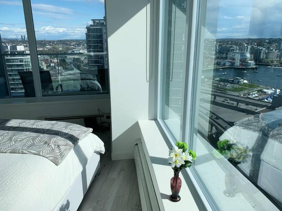 溫哥華Downtown 3Br/2Ba+Views+Skytrain+Free Parking公寓 外观 照片