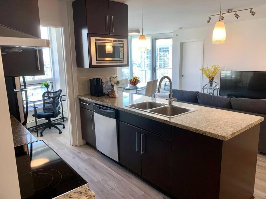 溫哥華Downtown 3Br/2Ba+Views+Skytrain+Free Parking公寓 外观 照片