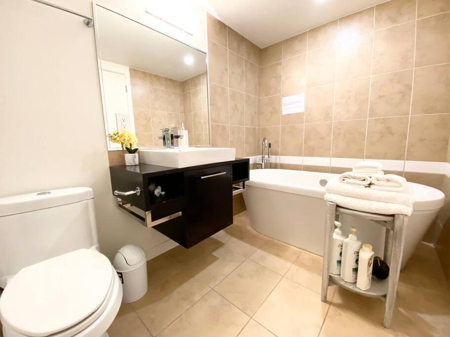 溫哥華Downtown 3Br/2Ba+Views+Skytrain+Free Parking公寓 外观 照片